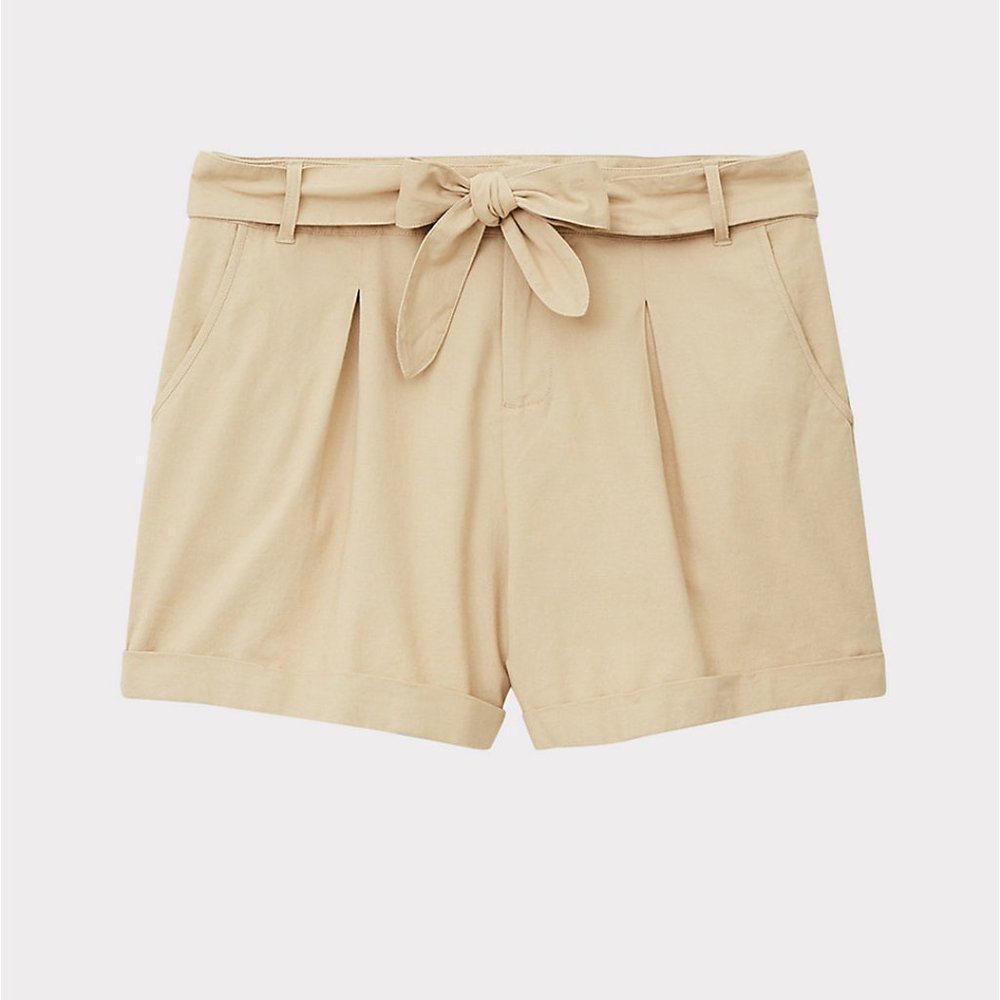 NWT Torrid Beige Linen Self-Tie Shorts